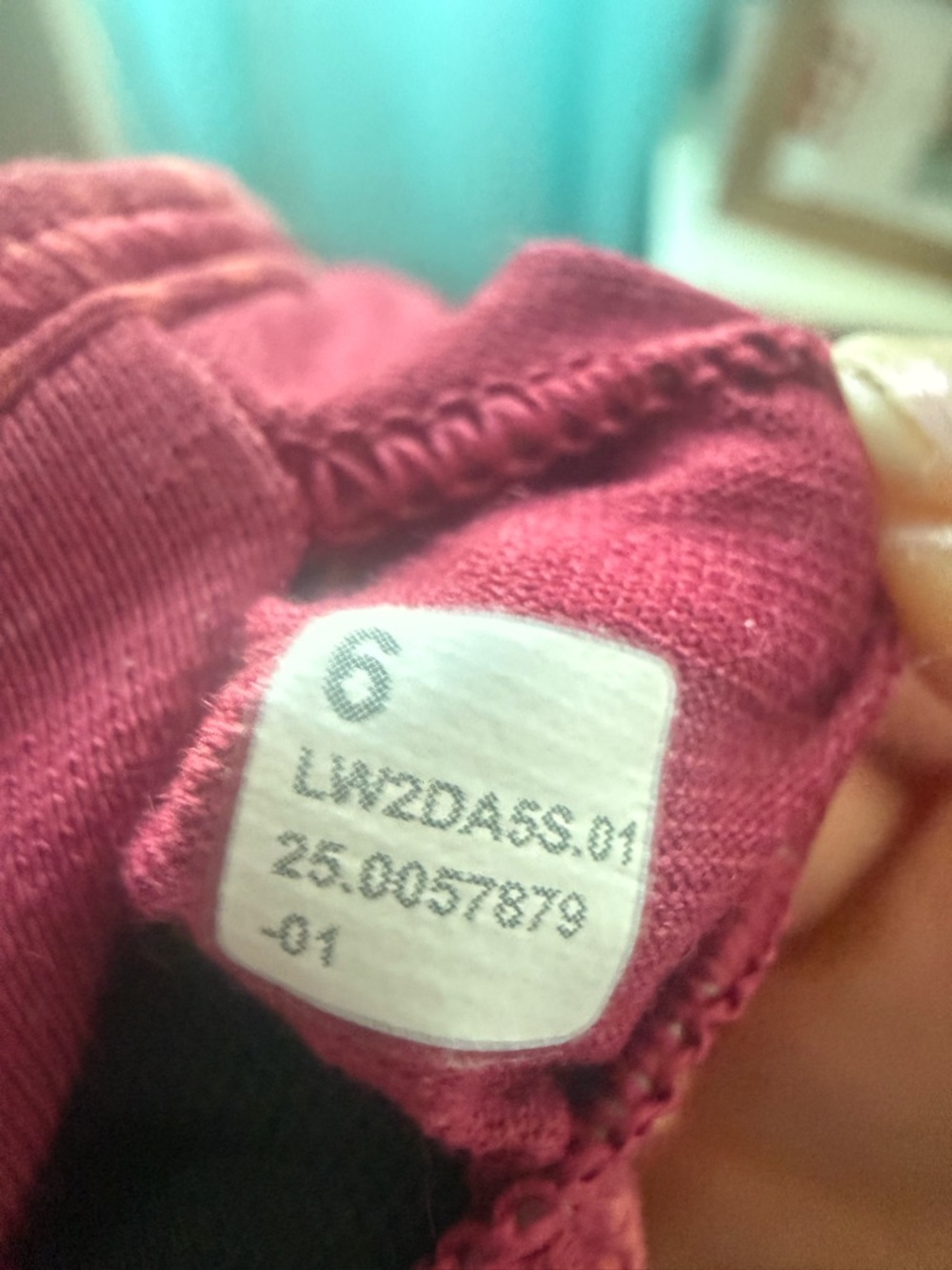 Lululemon flow y bra - Picture 3 of 4